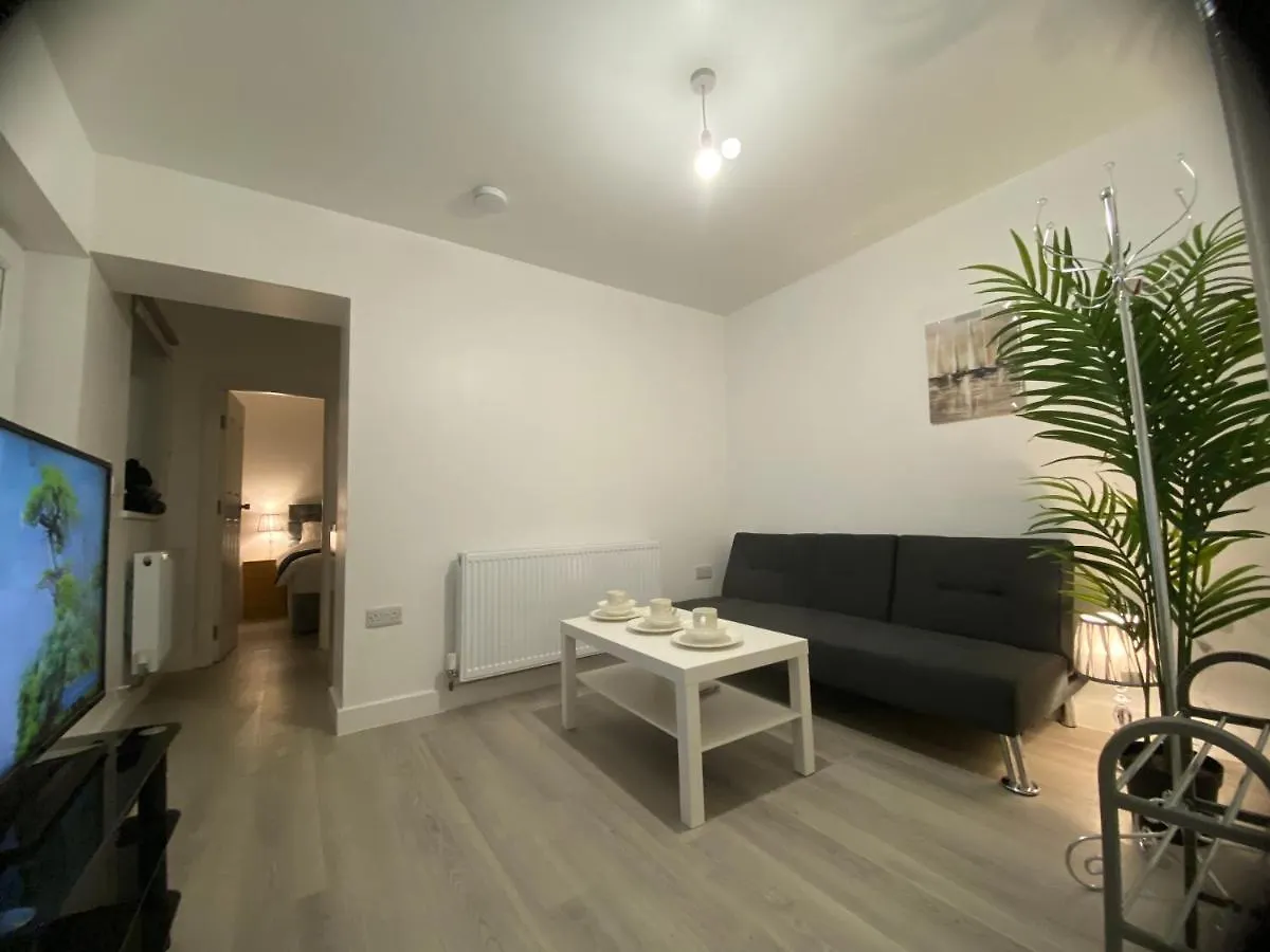 Relaxing Modern Apartment, Sheffield, Free Parking 0*, 셰필드 영국